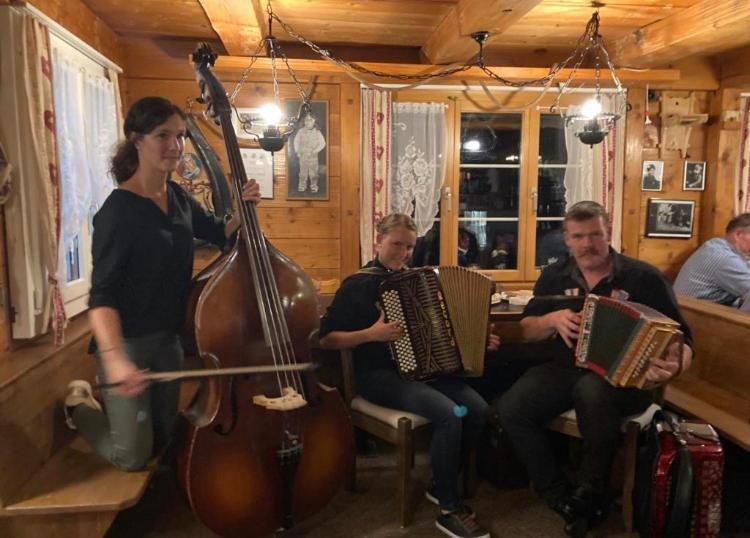 Klewenalp Ausflugs-Ski-Pistenhotel Klewenstock Beckenried Bagian luar foto