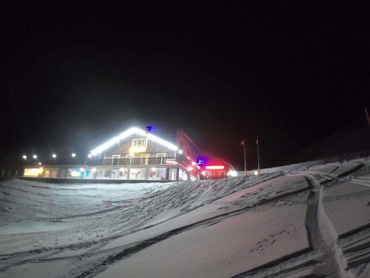 Klewenalp Ausflugs-Ski-Pistenhotel Klewenstock Beckenried Bagian luar foto